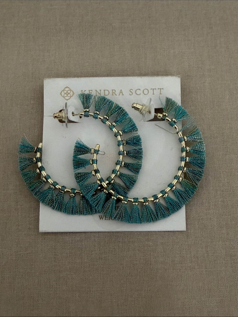 Kendra Scott Evie Hoop Earrings - New